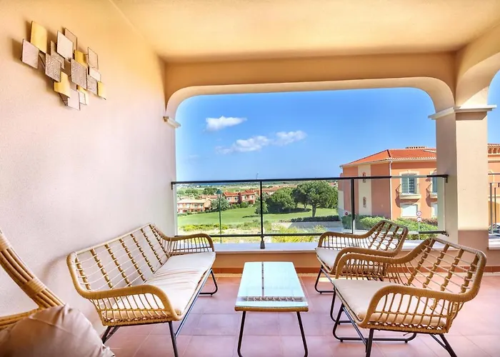Casa Da Boa Vida At Boa Vista Golf Bayview