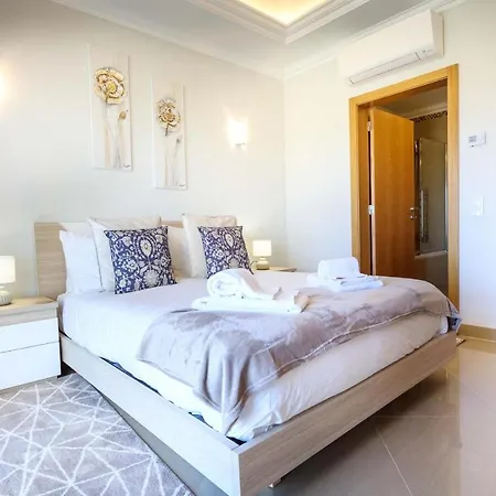 Casa Da Boa Vida At Boa Vista Golf Bayview *