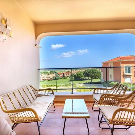 Casa Da Boa Vida At Boa Vista Golf Bayview