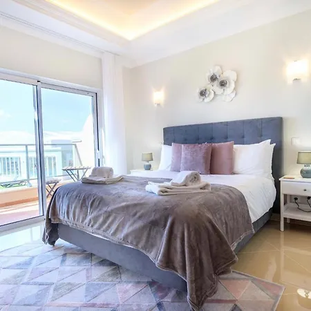 Casa Da Boa Vida At Boa Vista Golf Bayview Lagos